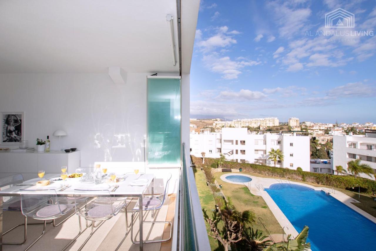 Scandinavian Style Apartment With Amazing Sea Views And South West Facing Sunny Terrace In Miraflores Walking Distance To The Beach! มาลากา ภายนอก รูปภาพ