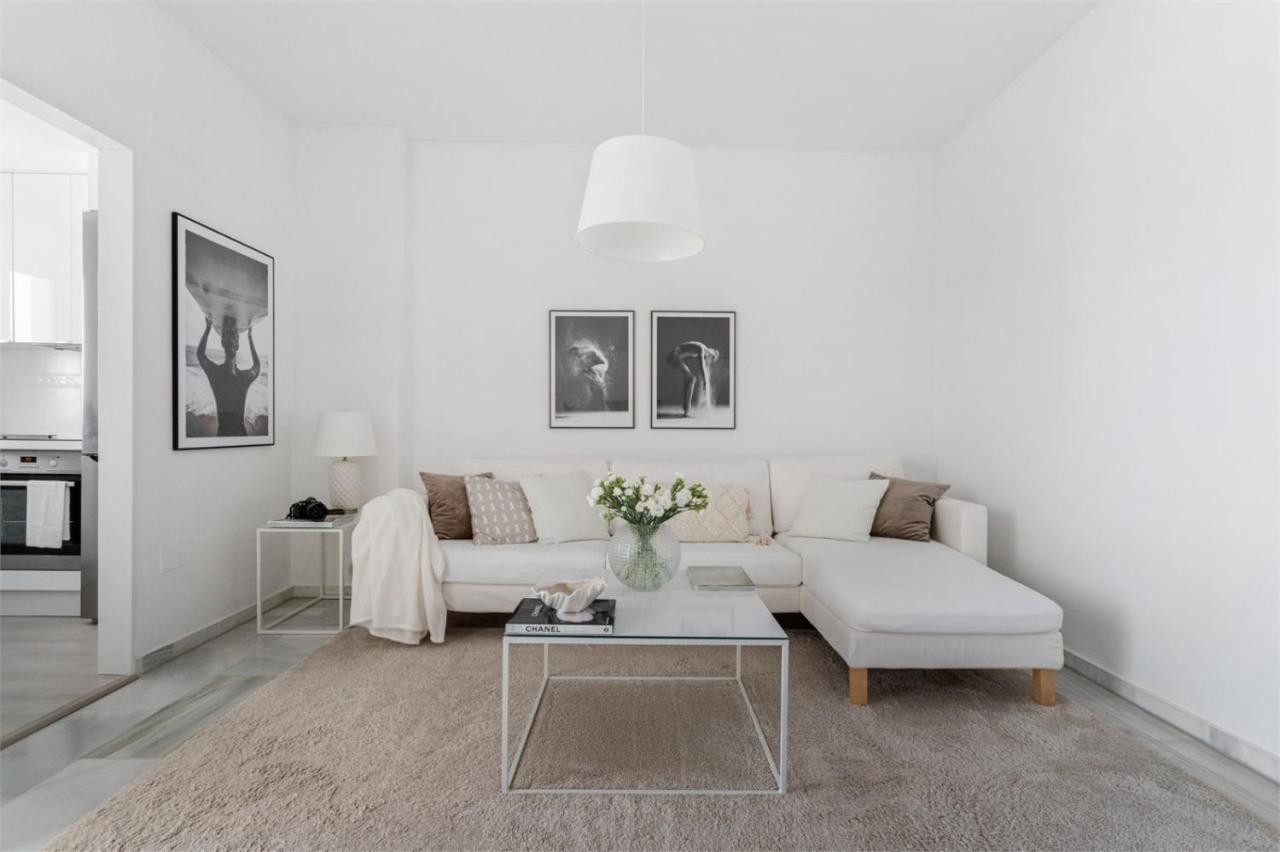 Scandinavian Style Apartment With Amazing Sea Views And South West Facing Sunny Terrace In Miraflores Walking Distance To The Beach! มาลากา ภายนอก รูปภาพ